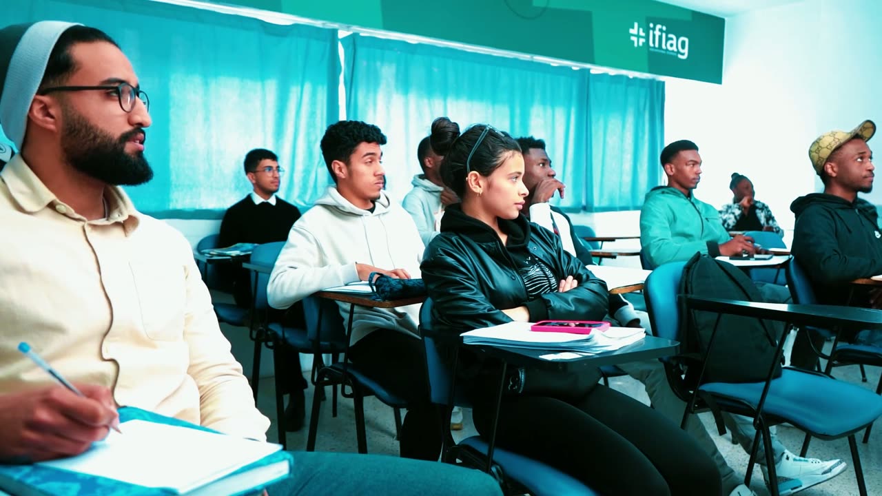 Étudiants IFIAG en salle de cours sur le campus de Casablanca